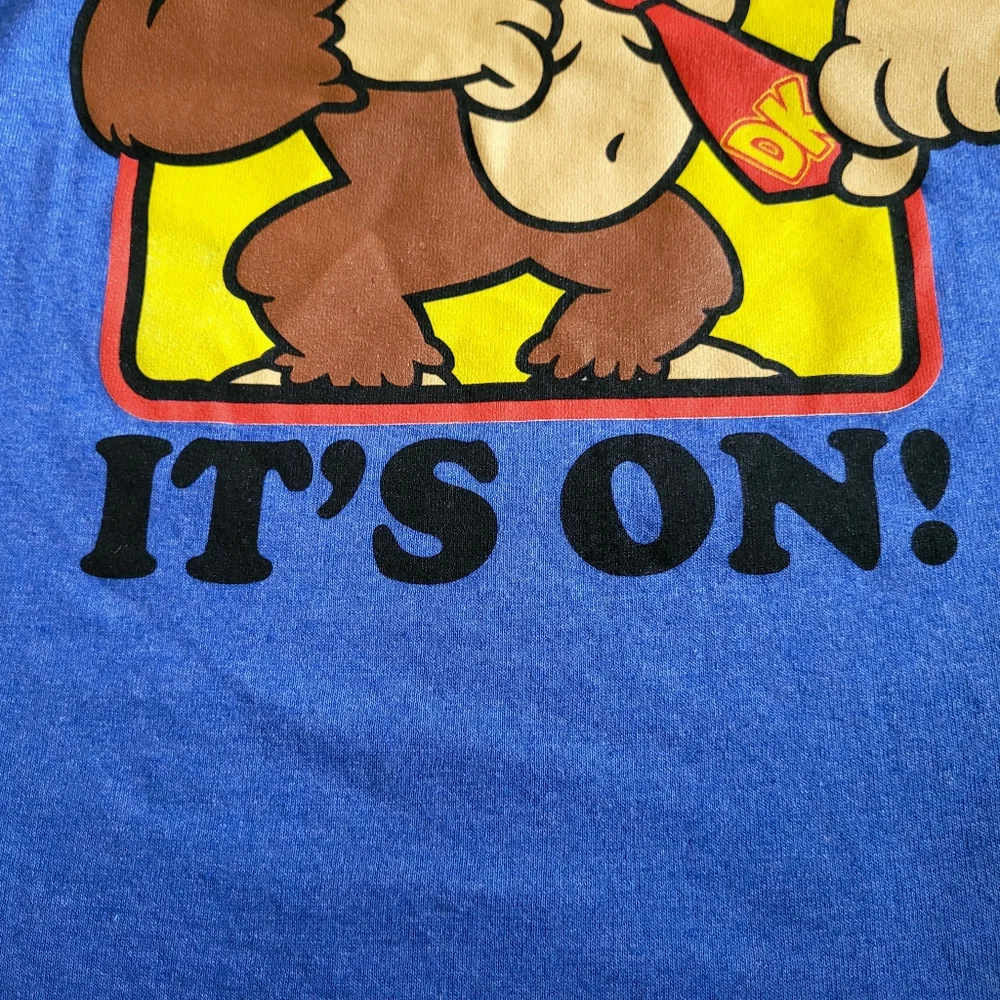 Nintendo🎮 Donkey Kong🦍 "It's On" Graphic Tee👕 - NWOT - Picture 7 of 14